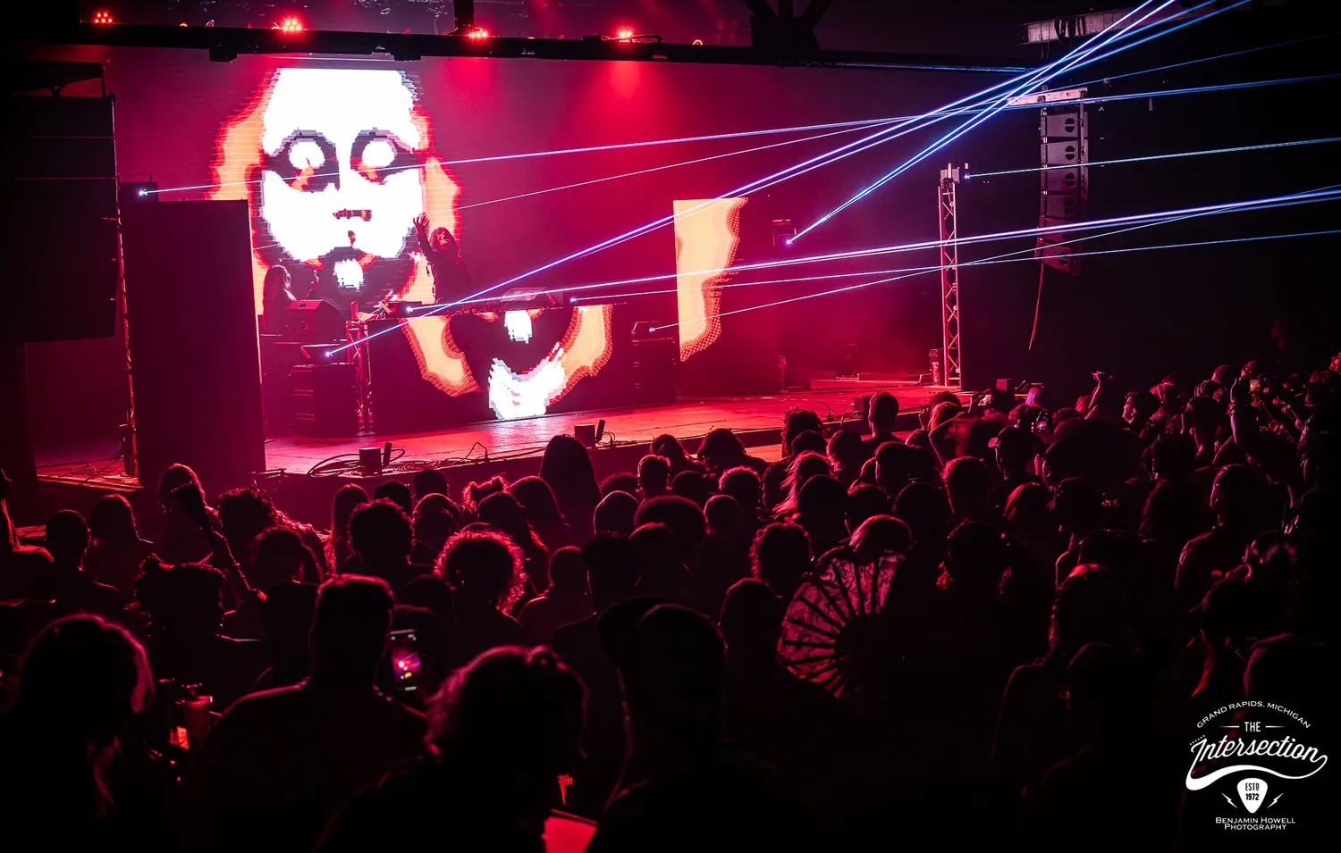 Laser show at The Intersection in Grand Rapids, photo 9