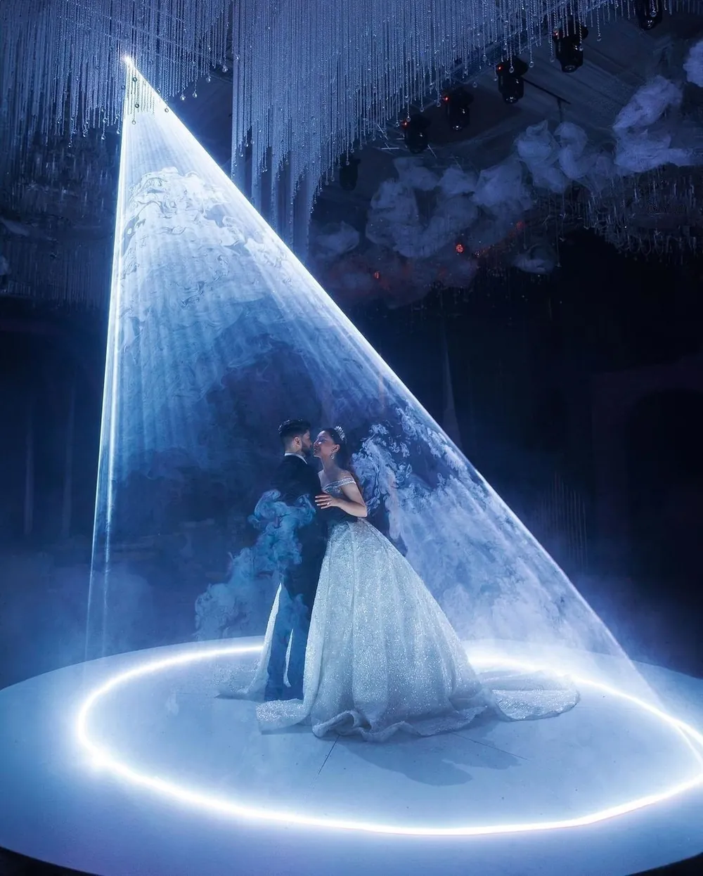 First dance halo