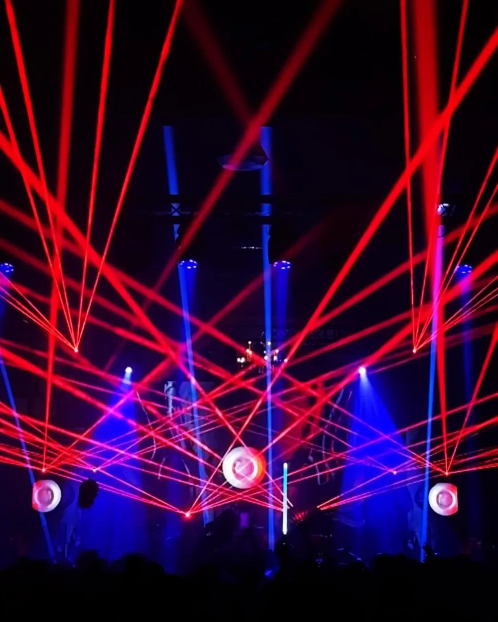 Laser show at Russell Industrial Center in Detroit, photo 14