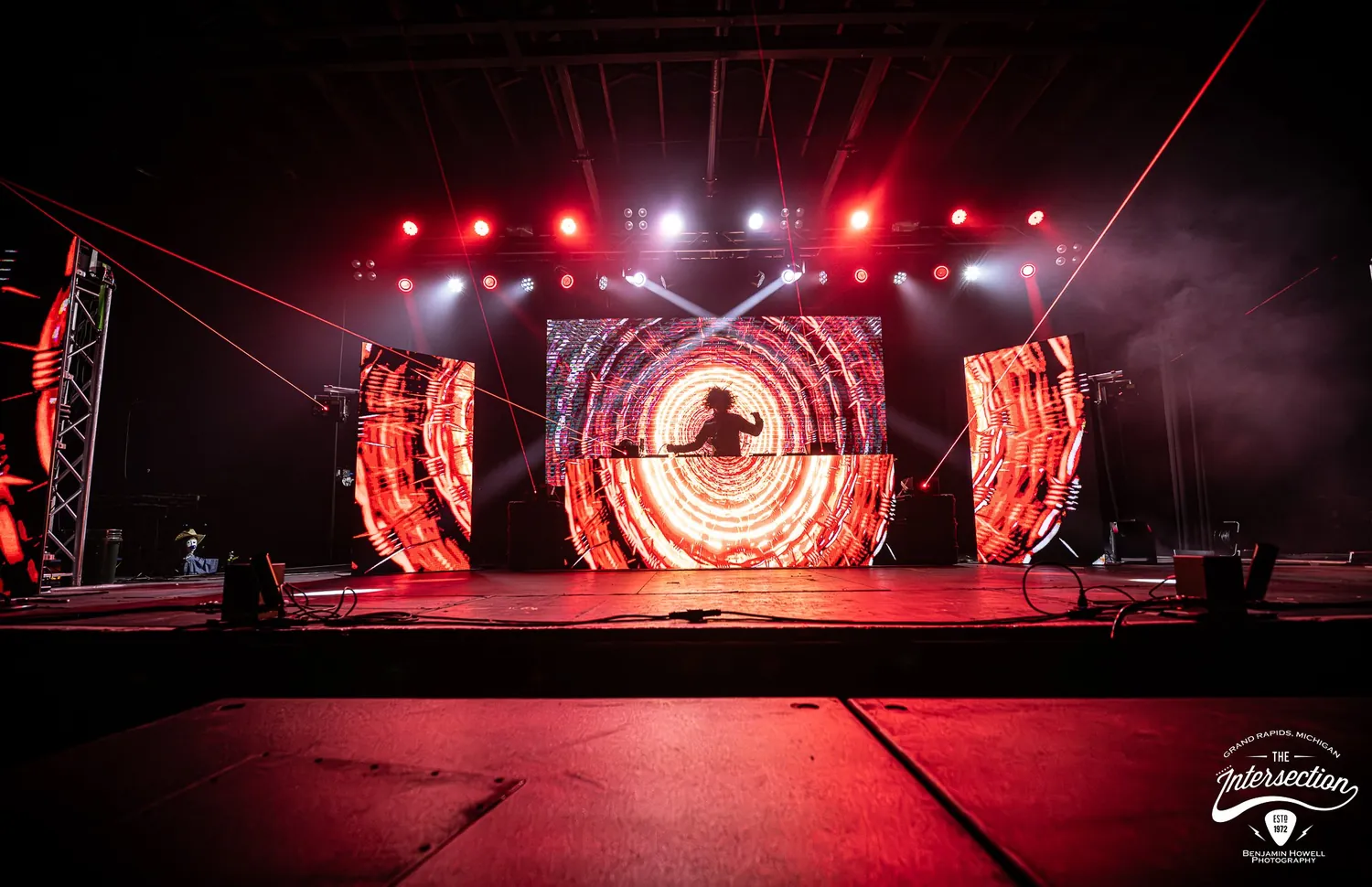 Laser show at The Intersection in Grand Rapids, photo 12