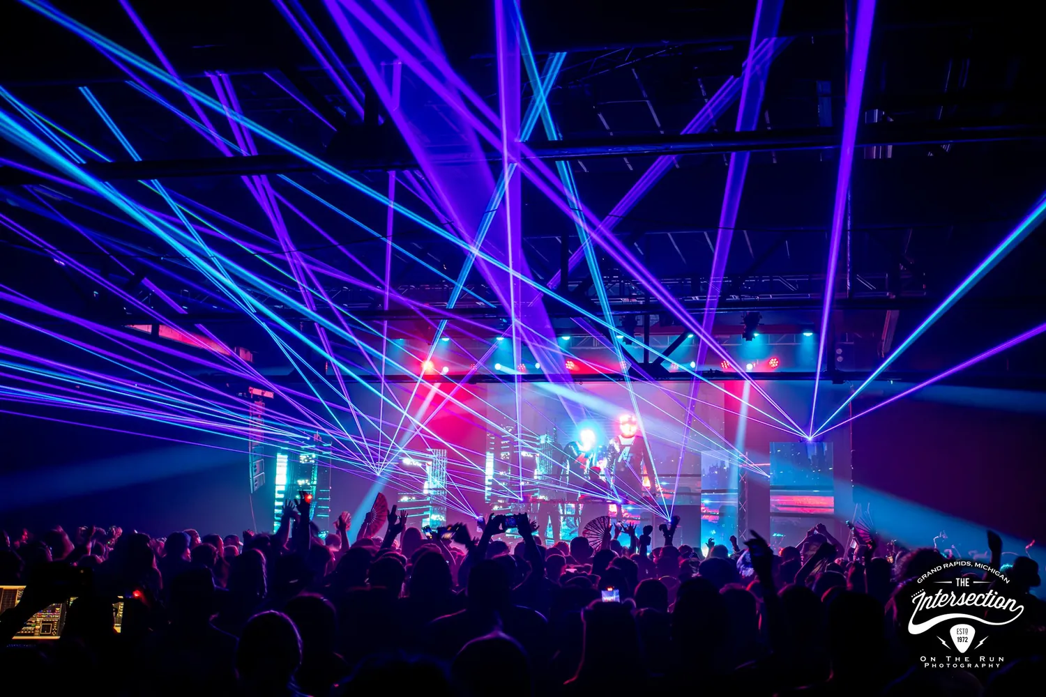 Laser show at The Intersection in Grand Rapids, photo 8