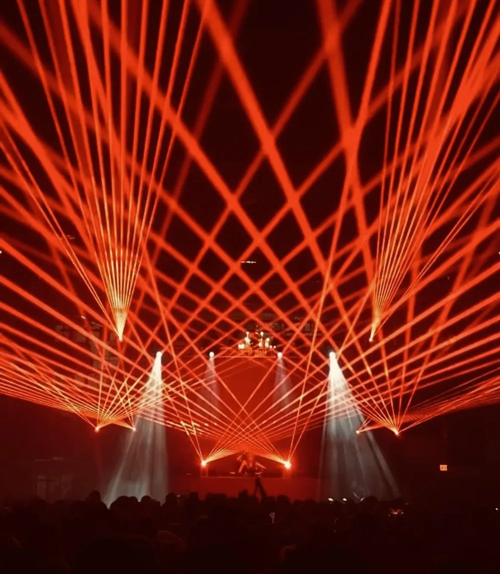 Laser show at Russell Industrial Center in Detroit, photo 17