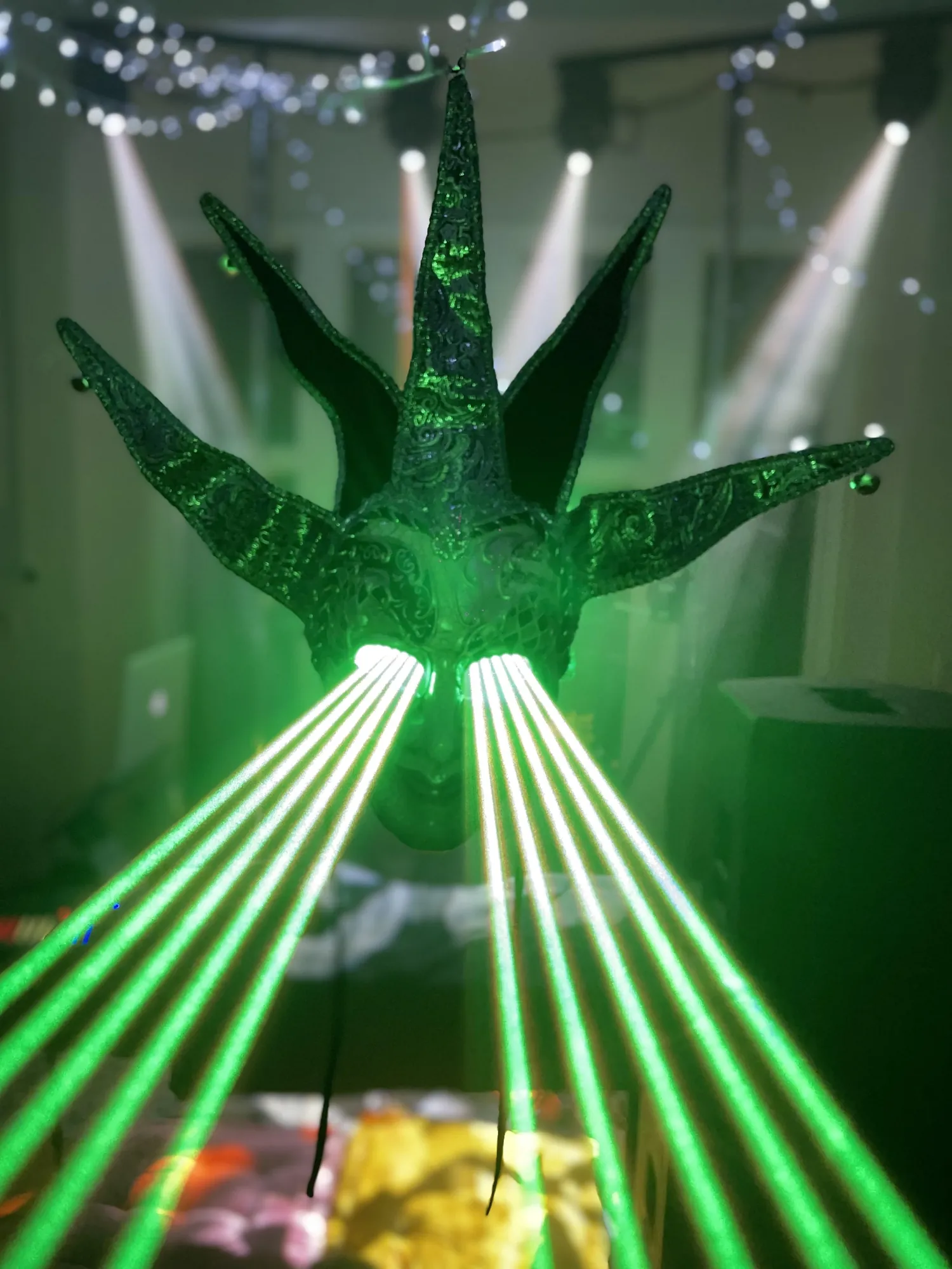 Early Sacred Lasers show, photo 6