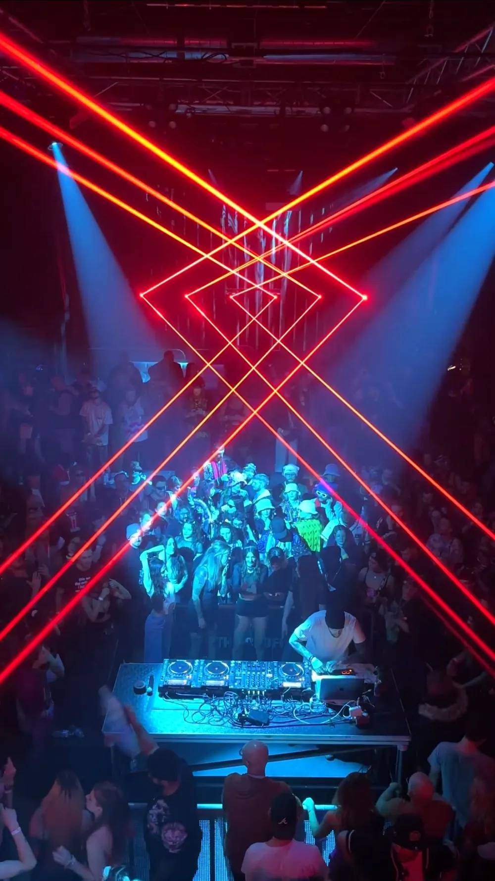 Laser show at The Crofoot Ballroom in Pontiac, photo 4