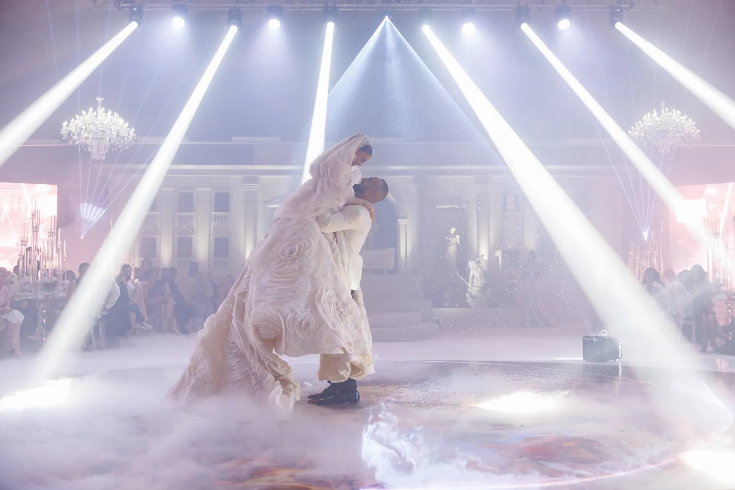 First dance under a laser halo at a wedding, photo 12